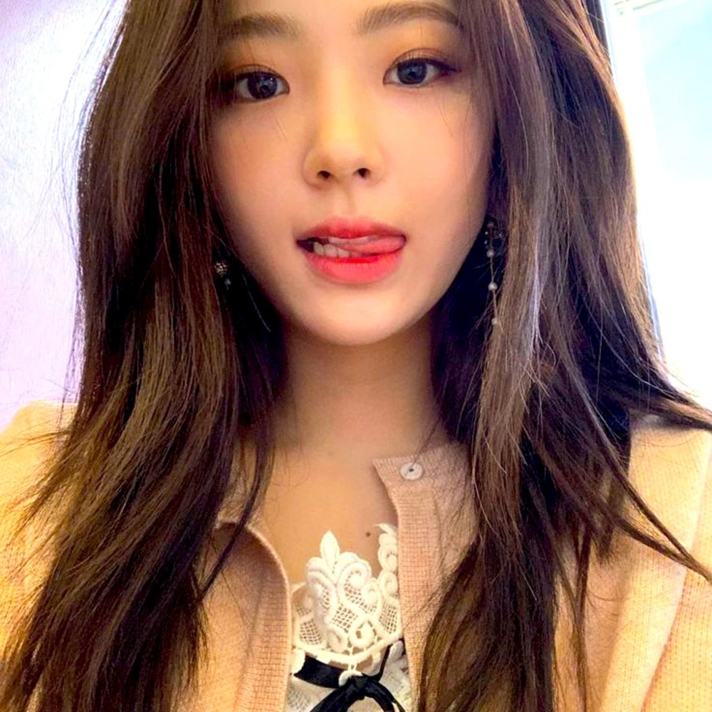 Meet your Posher, Izzzzayy!